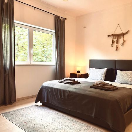 Edles Apartment In Architektenvilla Mit Grossem Pool, Sauna, Dachterrasse Und Malerischem Garten Pataias Zewnętrze zdjęcie